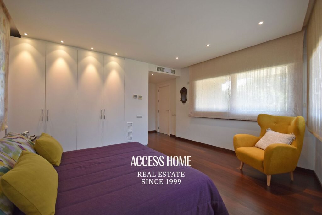 Exclusiva vivienda de diseño con jardín privado y vistas al mar en Cabrera de Mar
