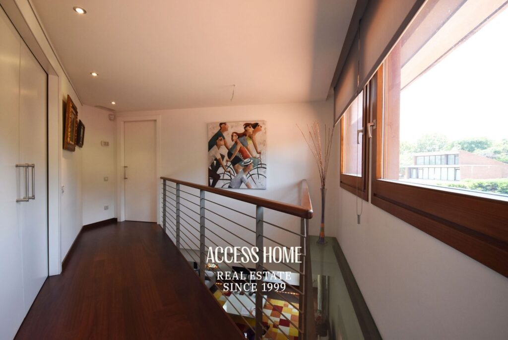 Exclusiva vivienda de diseño con jardín privado y vistas al mar en Cabrera de Mar