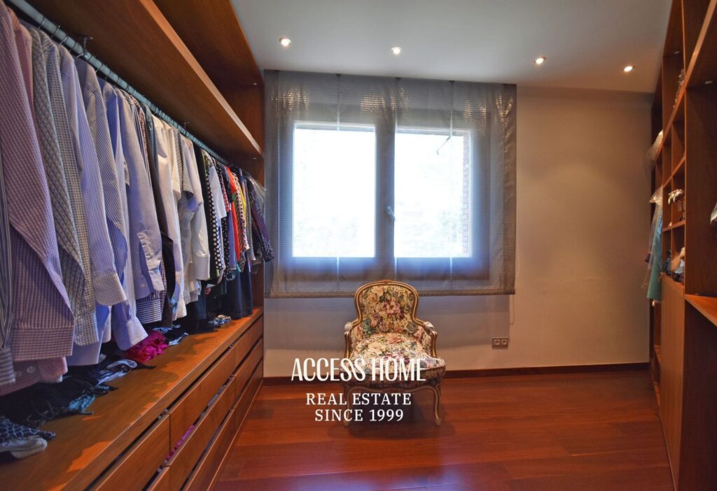 Exclusiva vivienda de diseño con jardín privado y vistas al mar en Cabrera de Mar