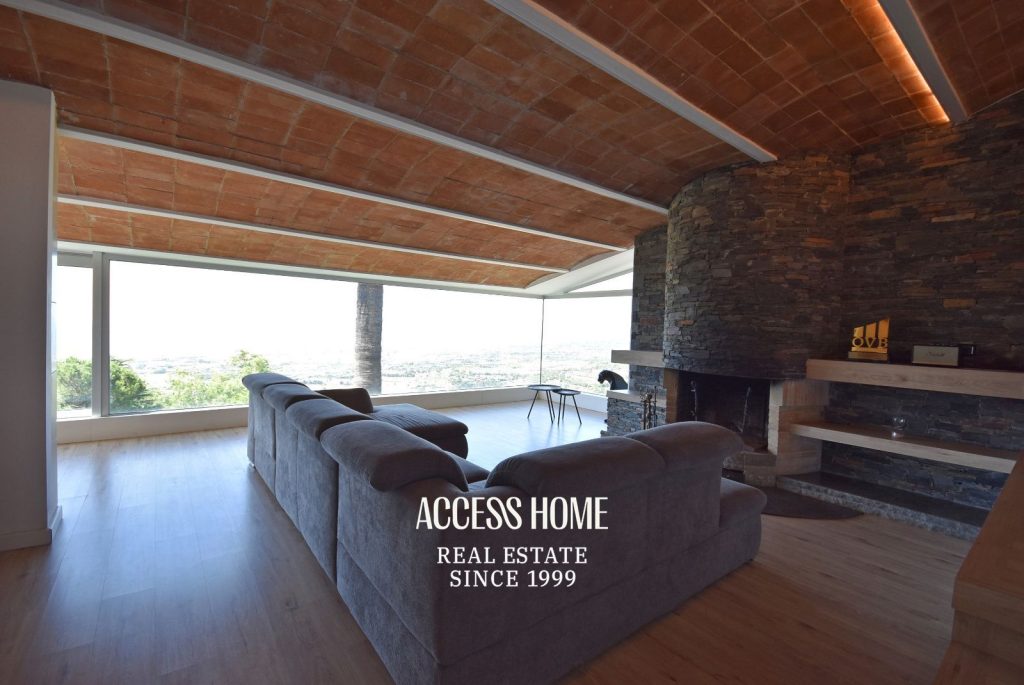Exclusiva villa en Cabrils con vistas panorámicas al mar