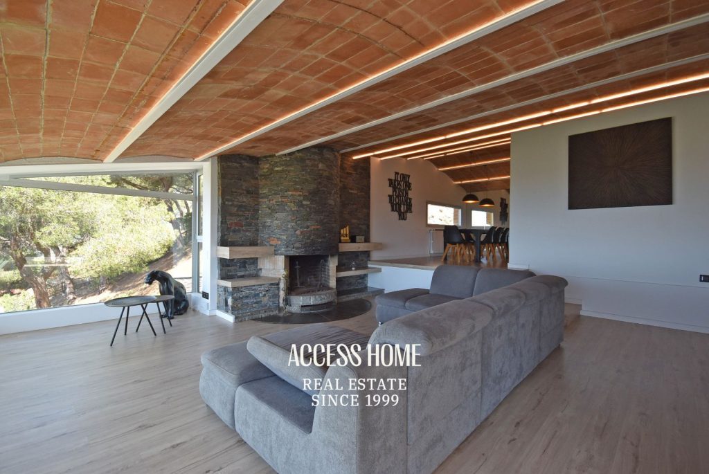 Exclusiva villa en Cabrils con vistas panorámicas al mar