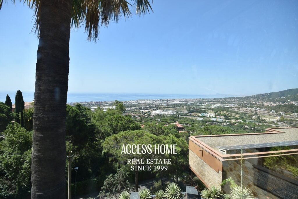 Exclusiva villa en Cabrils con vistas panorámicas al mar