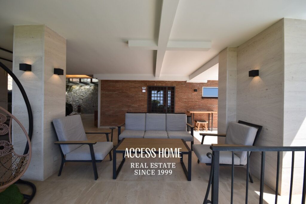 Exclusiva villa en Cabrils con vistas panorámicas al mar
