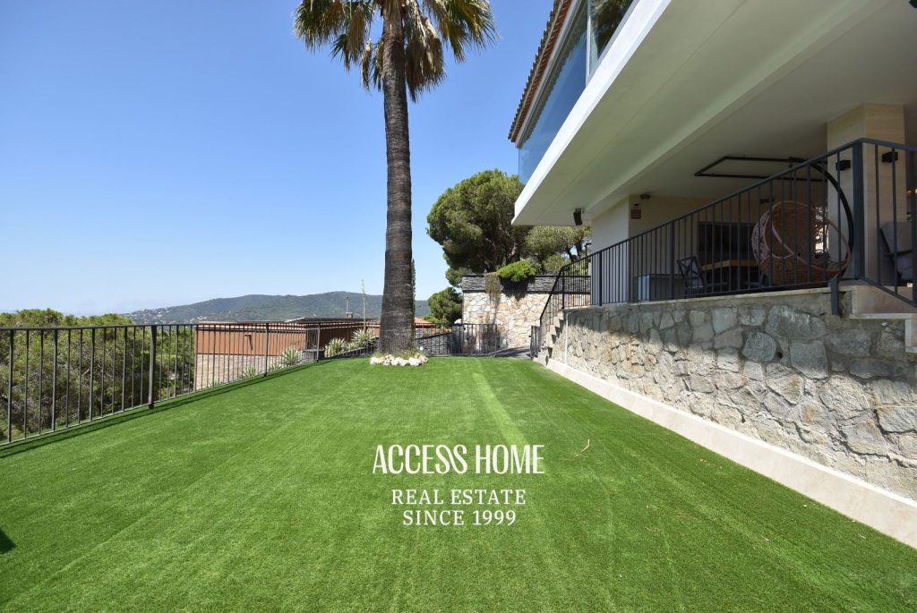 Exclusiva villa en Cabrils con vistas panorámicas al mar