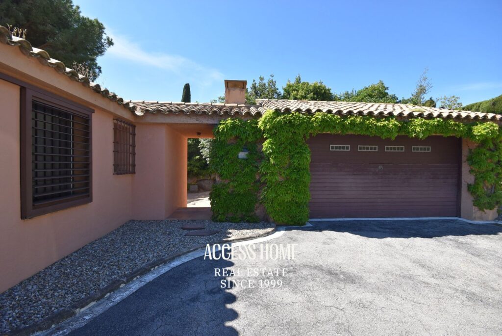 Lujo mediterráneo en alquiler: exclusiva villa con piscina privada en esta zona