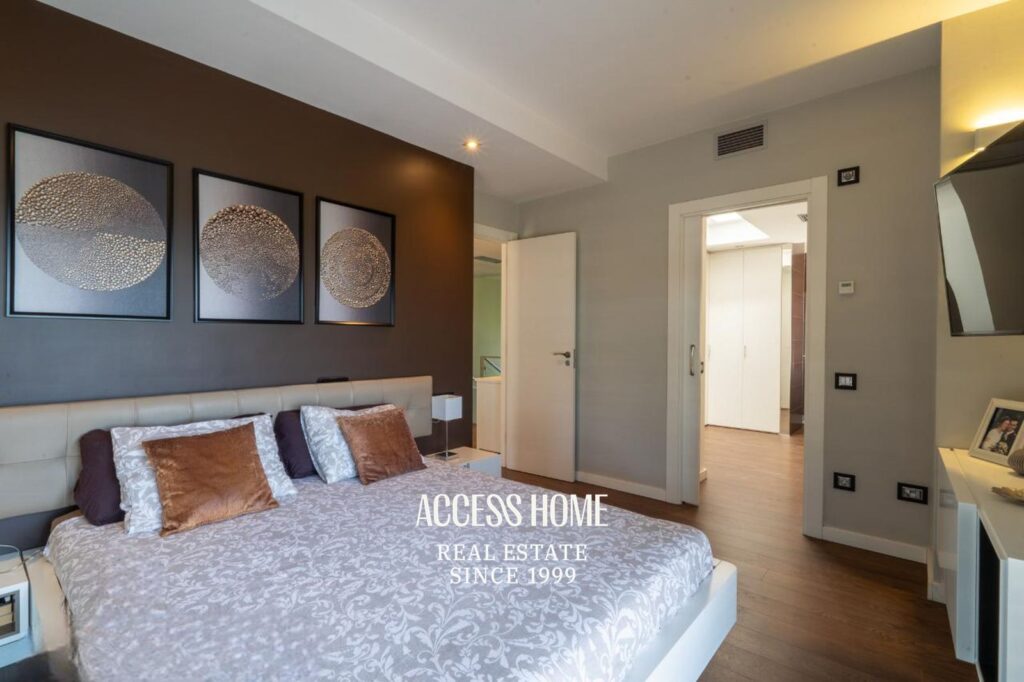 Exclusiva villa en venta en Premià de Dalt con vistas al mar, piscina y máxima eficiencia energética