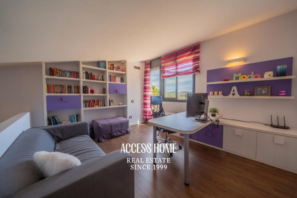 Exclusiva villa en venta en Premià de Dalt con vistas al mar, piscina y máxima eficiencia energética