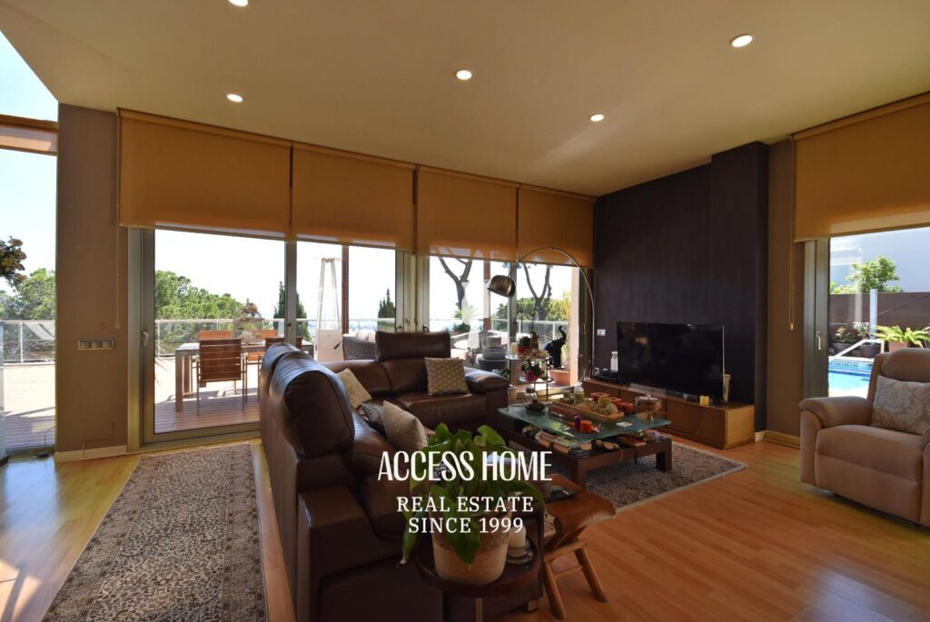 Exclusiva villa de lujo en venta en Premià de Dalt con impresionantes vistas al mar Mediterráneo