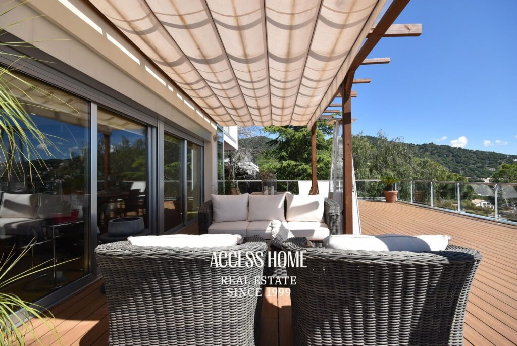 Exclusiva villa de lujo en venta en Premià de Dalt con impresionantes vistas al mar Mediterráneo