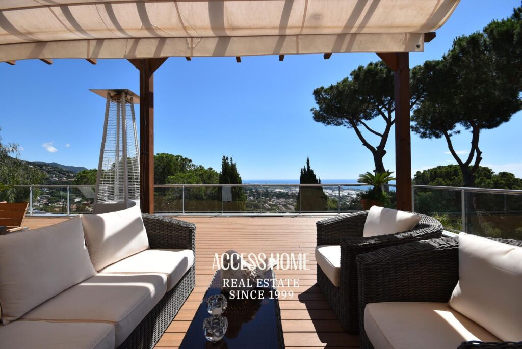 Exclusiva villa de lujo en venta en Premià de Dalt con impresionantes vistas al mar Mediterráneo