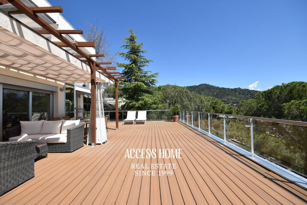 Exclusiva villa de lujo en venta en Premià de Dalt con impresionantes vistas al mar Mediterráneo