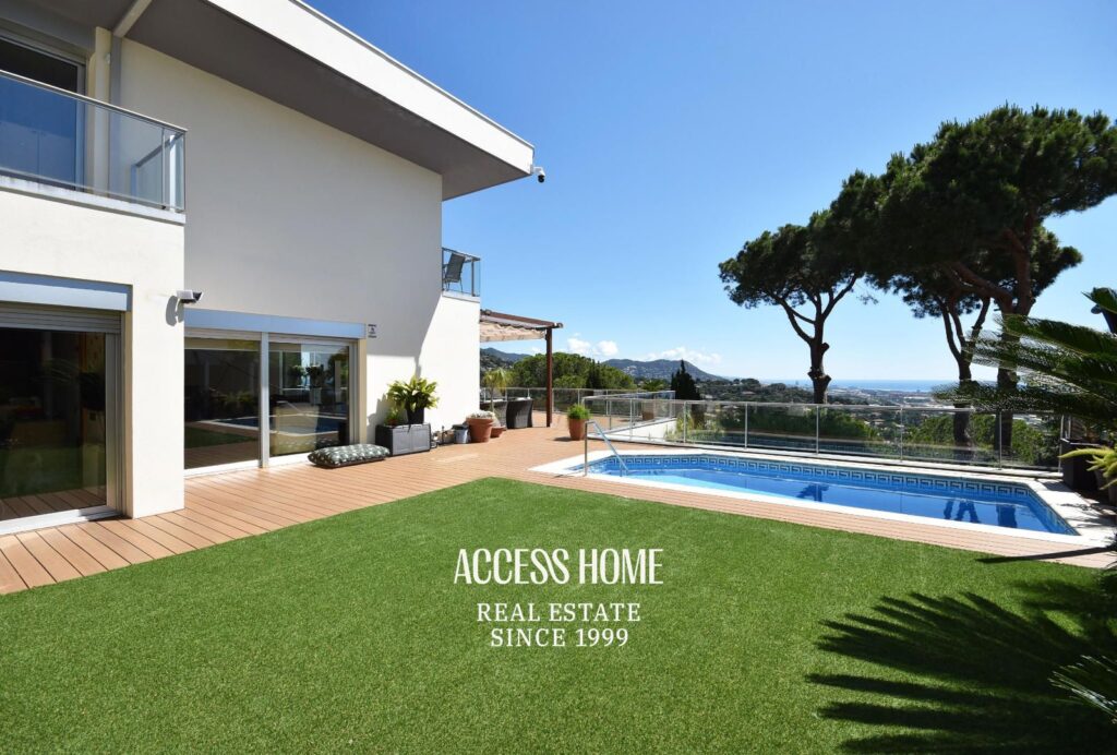 Exclusiva villa de lujo en venta en Premià de Dalt con impresionantes vistas al mar Mediterráneo