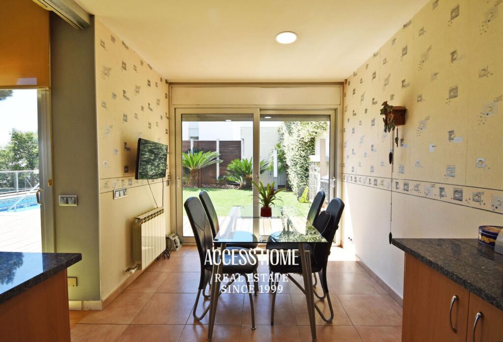 Exclusiva villa de lujo en venta en Premià de Dalt con impresionantes vistas al mar Mediterráneo