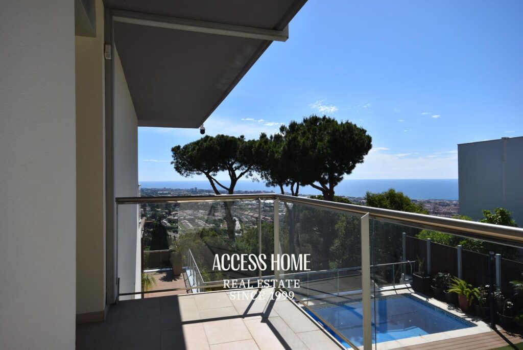 Exclusiva villa de lujo en venta en Premià de Dalt con impresionantes vistas al mar Mediterráneo