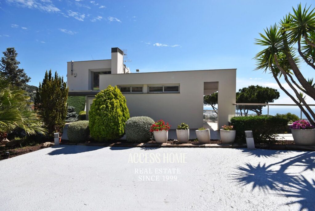 Exclusiva villa de lujo en venta en Premià de Dalt con impresionantes vistas al mar Mediterráneo