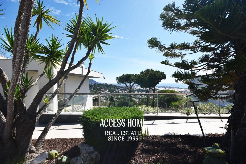 Exclusiva villa de lujo en venta en Premià de Dalt con impresionantes vistas al mar Mediterráneo