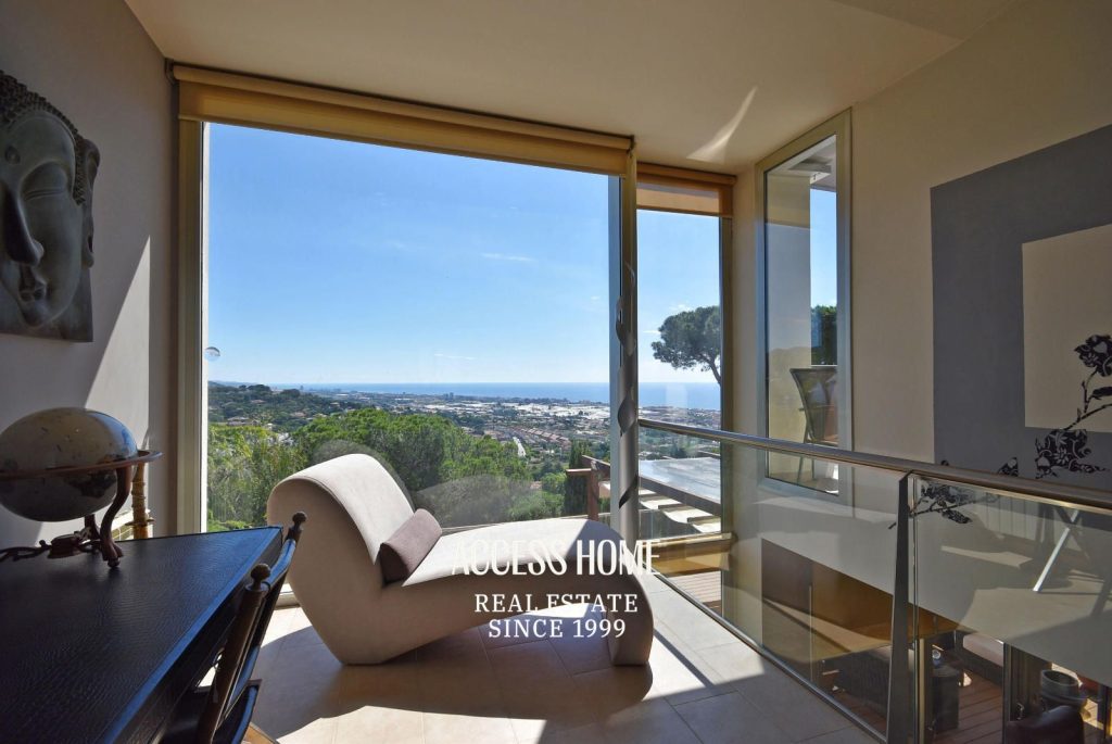 Exclusiva villa de lujo en venta en Premià de Dalt con impresionantes vistas al mar Mediterráneo