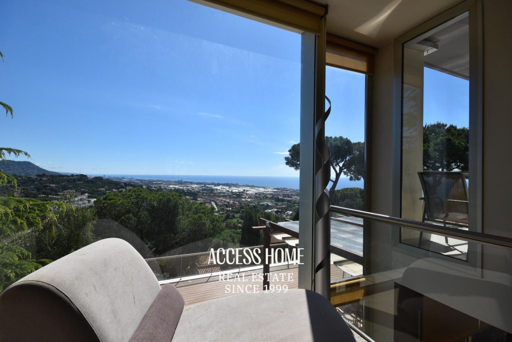 Exclusiva villa de lujo en venta en Premià de Dalt con impresionantes vistas al mar Mediterráneo