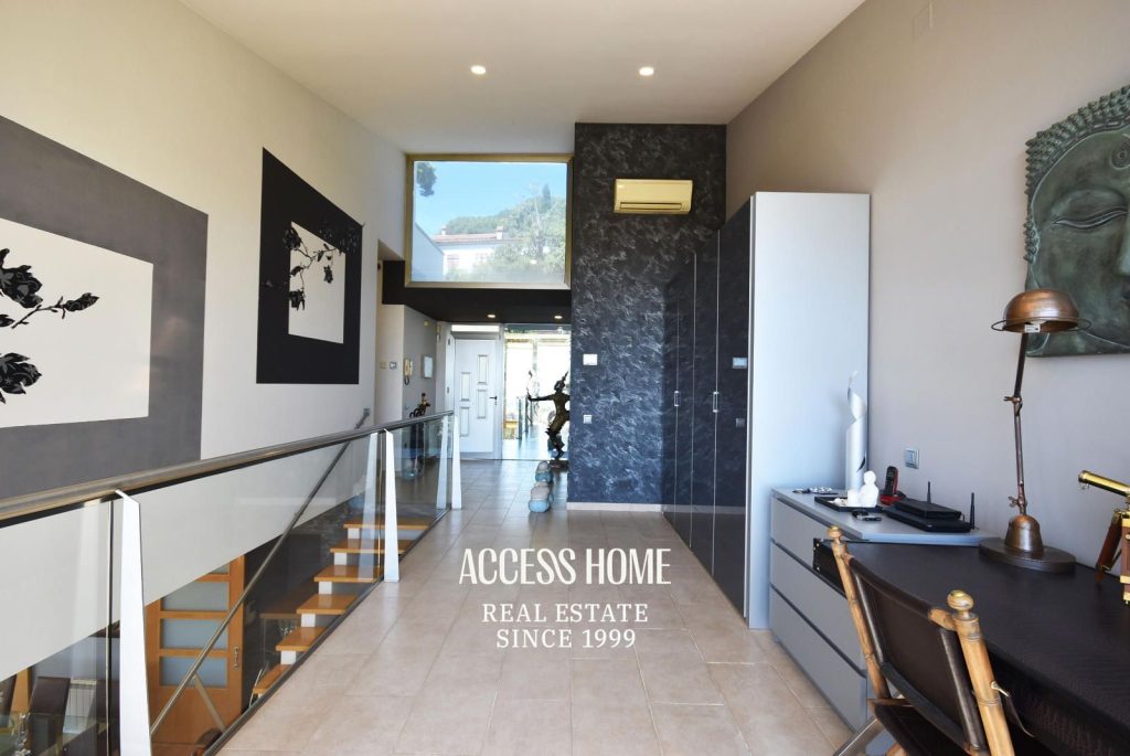 Exclusiva villa de lujo en venta en Premià de Dalt con impresionantes vistas al mar Mediterráneo