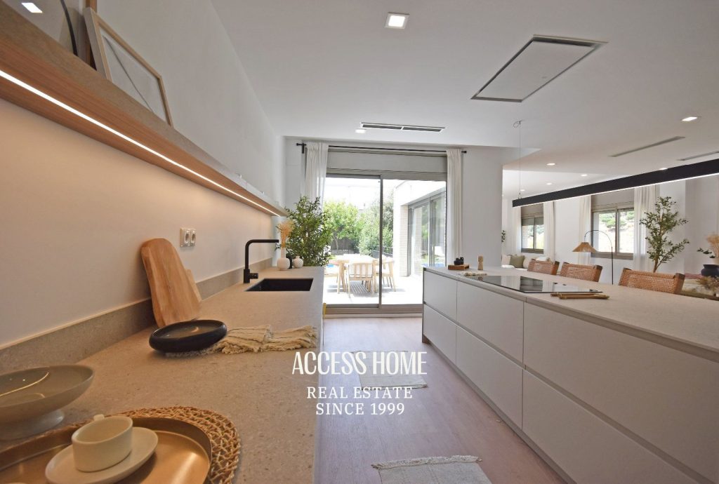 Casa en venta en Alella con jardín, piscina y privacidad a pocos minutos de Barcelona