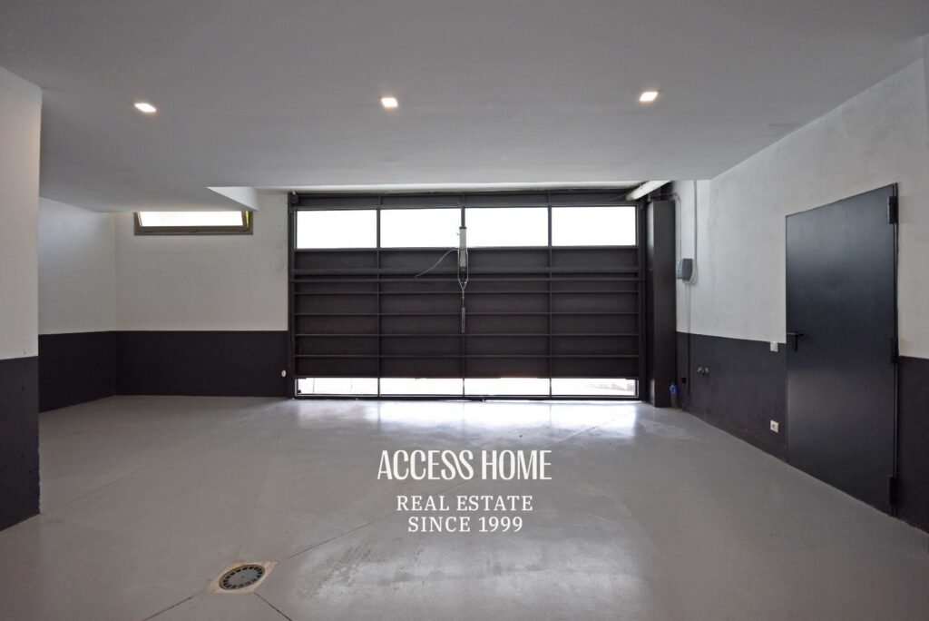 Casa en venta en Alella con jardín, piscina y privacidad a pocos minutos de Barcelona