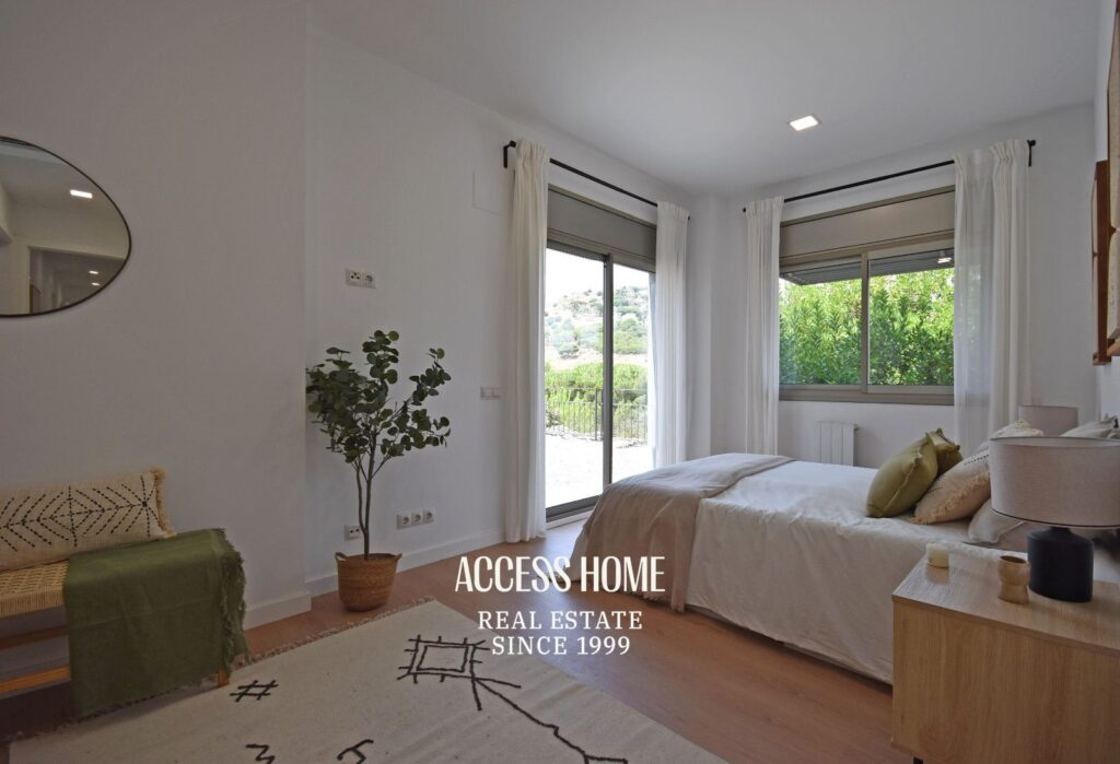 Casa en venta en Alella con jardín, piscina y privacidad a pocos minutos de Barcelona