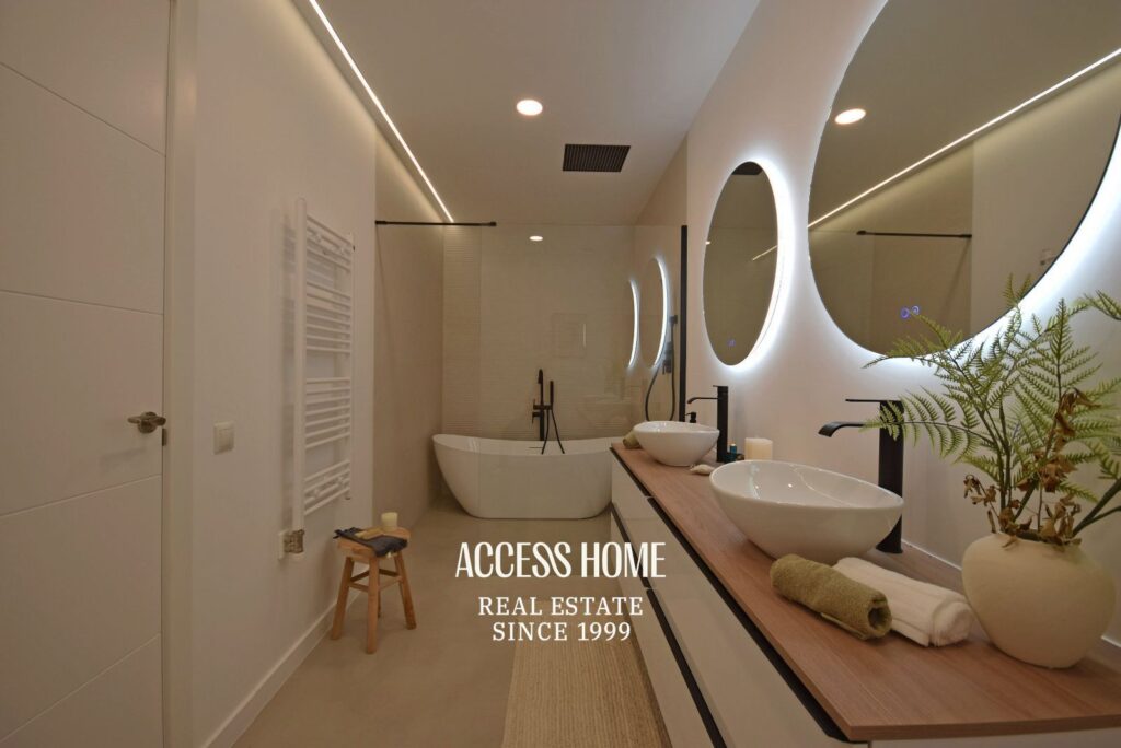 Casa en venta en Alella con jardín, piscina y privacidad a pocos minutos de Barcelona