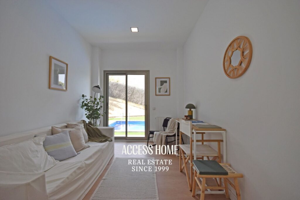 Casa reformada en Alella con piscina, jardín y vistas despejadas