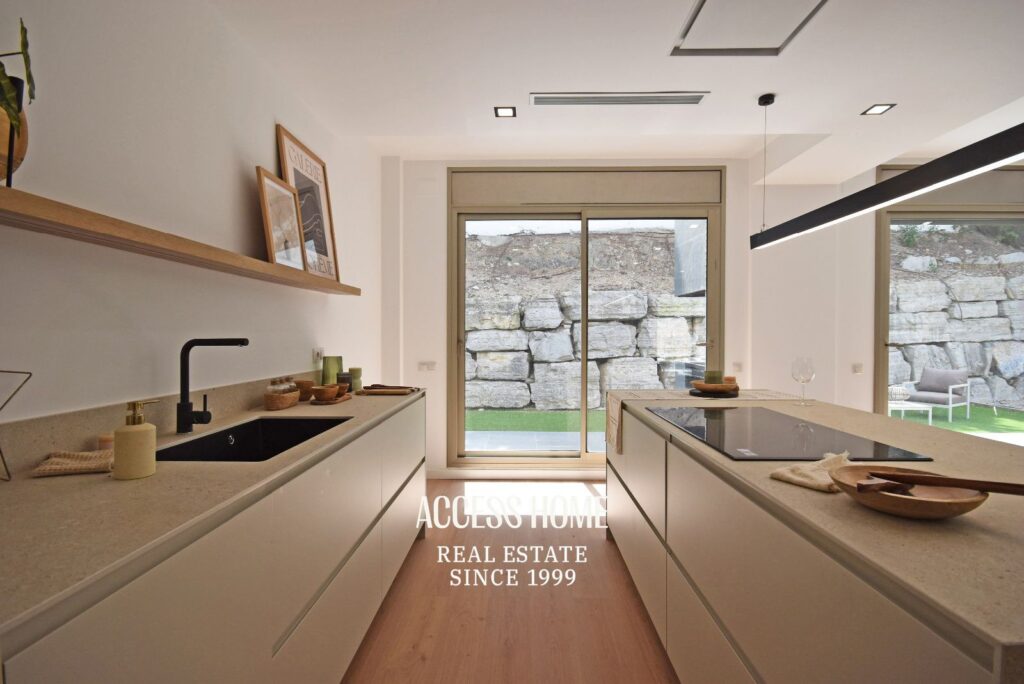 Casa reformada en Alella con piscina, jardín y vistas despejadas
