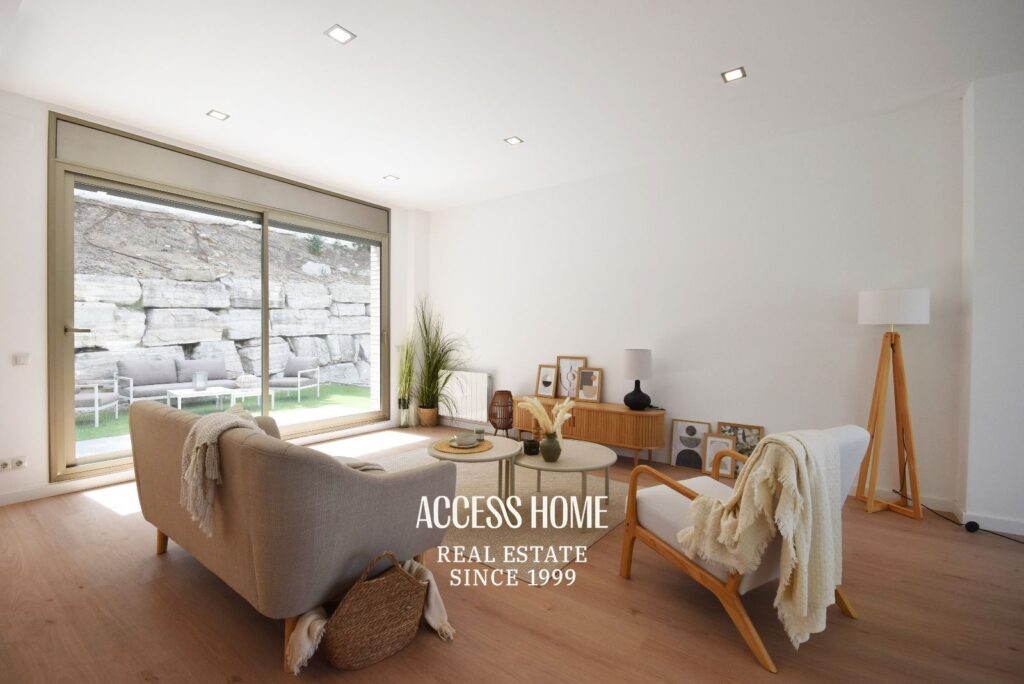 Casa reformada en Alella con piscina, jardín y vistas despejadas