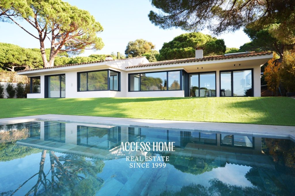 Exclusiva villa en alquiler en Supermaresme con vistas al mar y piscina privada
