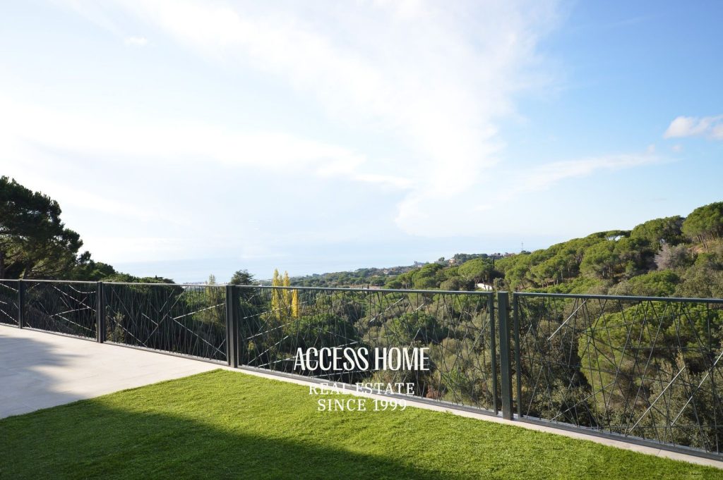 Exclusiva villa en alquiler en Supermaresme con vistas al mar y piscina privada