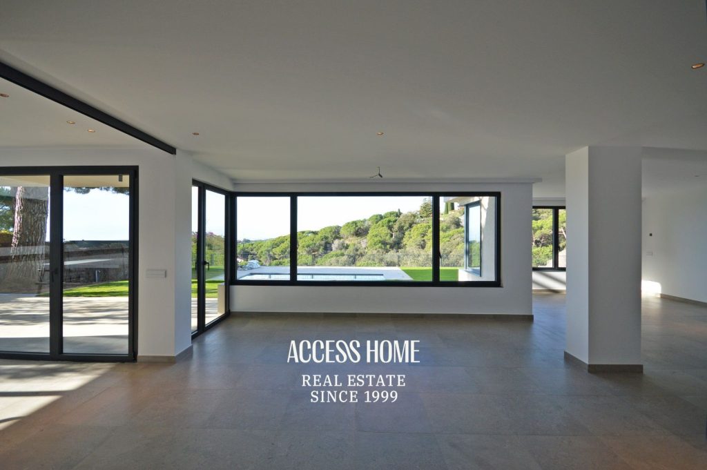 Exclusiva villa en alquiler en Supermaresme con vistas al mar y piscina privada