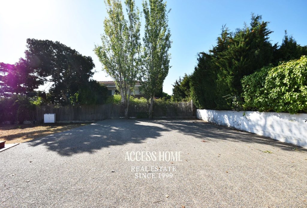 Villa con piscina y vistas al mar en Can Teixidó, Alella