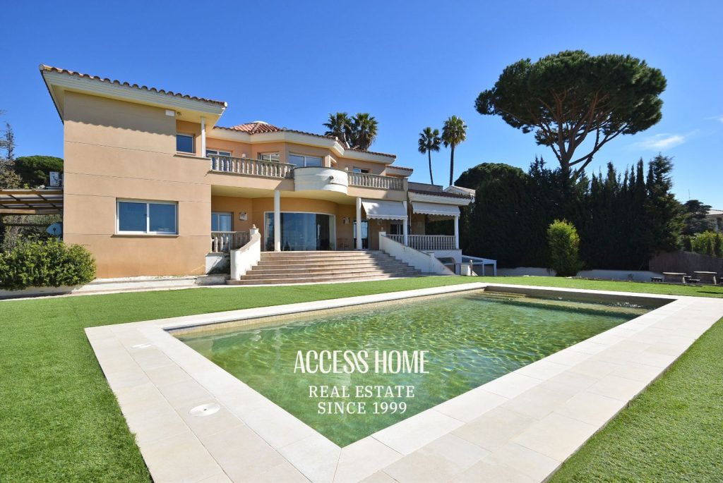 Villa en Alella, Can Teixidó, con piscina interior y exterior y vistas al mar