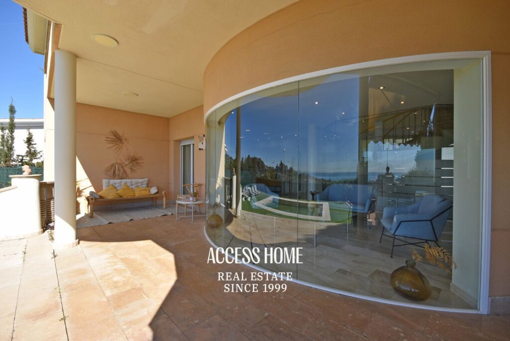 Villa en Alella, Can Teixidó, con piscina interior y exterior y vistas al mar