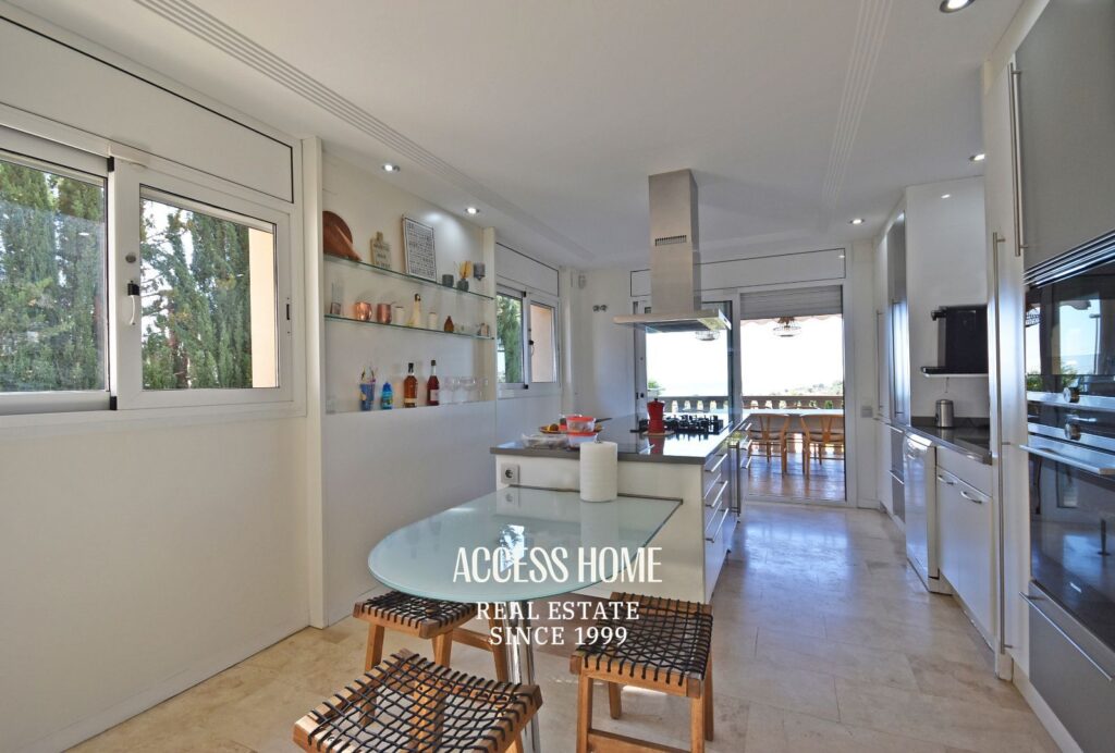 Villa en Alella, Can Teixidó, con piscina interior y exterior y vistas al mar