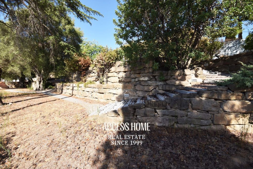 Masía del siglo XIX con amplios jardines y vistas al mediterráneo  en Cabrera de Mar