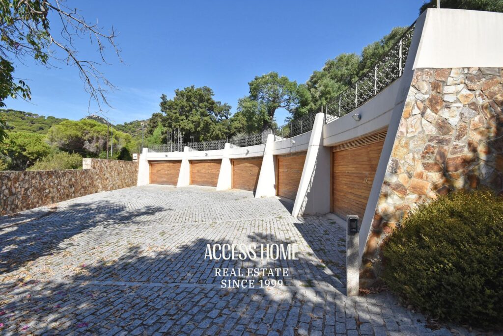 Masía del siglo XIX con amplios jardines y vistas al mediterráneo  en Cabrera de Mar