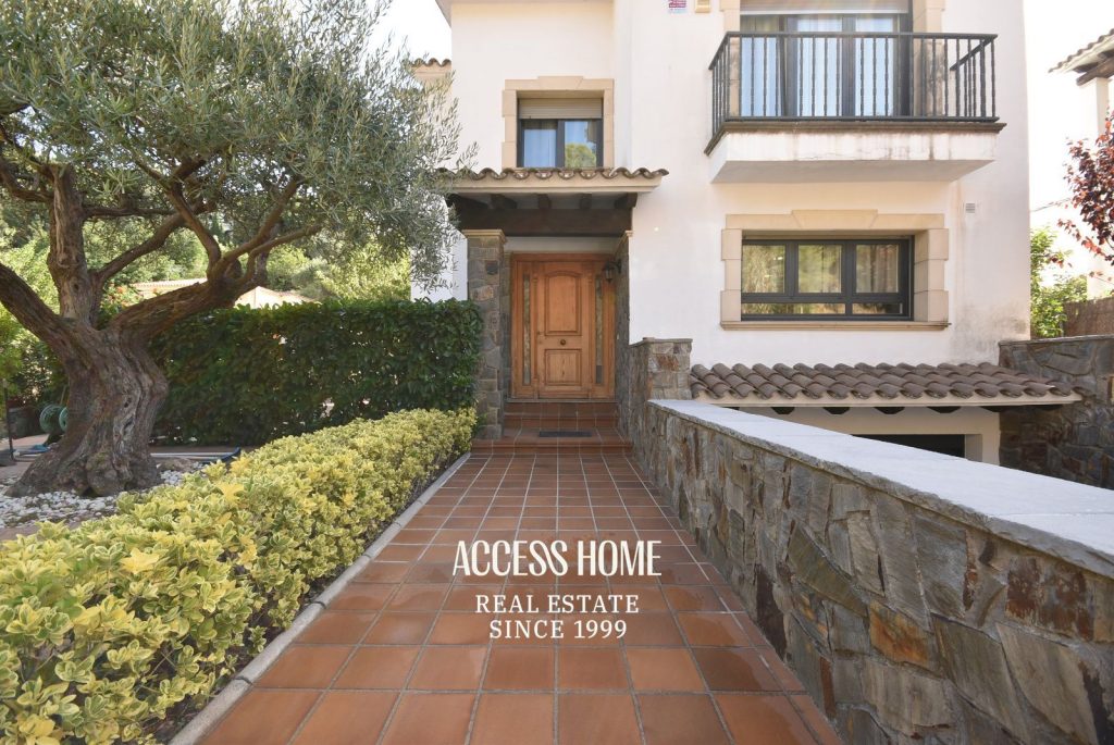Casa con piscina en venta en Cabrera de Mar