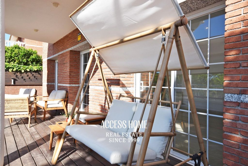 Casa unifamiliar con piscina y vistas al mar en Vilassar de Dalt