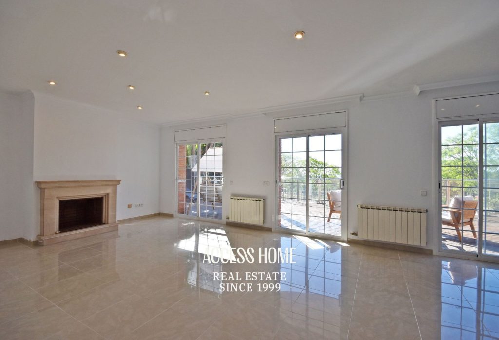 Casa unifamiliar con piscina y vistas al mar en Vilassar de Dalt