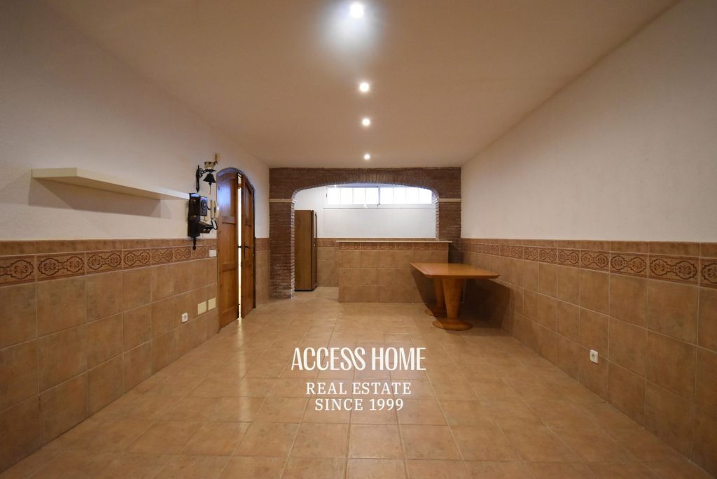 Casa unifamiliar con piscina y vistas al mar en Vilassar de Dalt