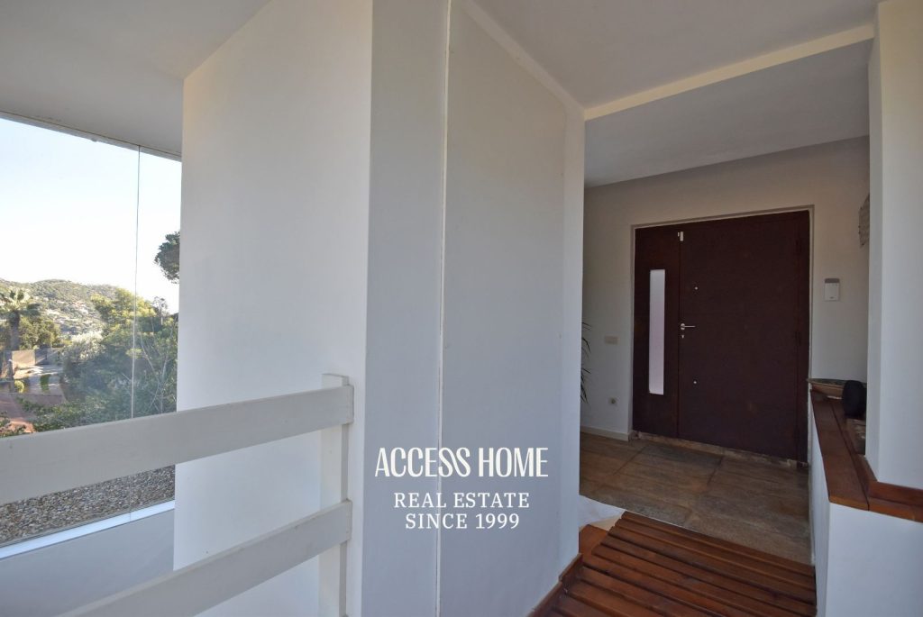 Exclusiva casa a la venta en Cabrils con piscina y vistas panorámicas