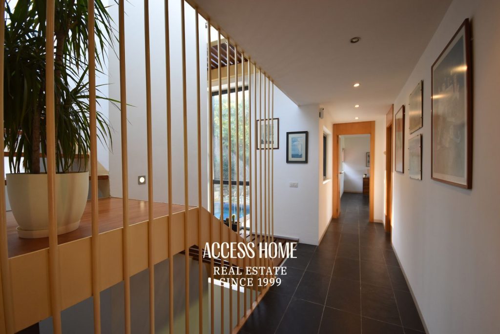 Exclusiva casa a la venta en Cabrils con piscina y vistas panorámicas