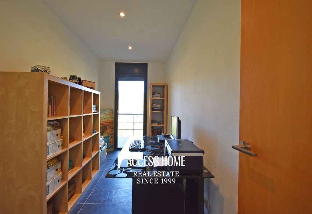 Exclusiva casa a la venta en Cabrils con piscina y vistas panorámicas