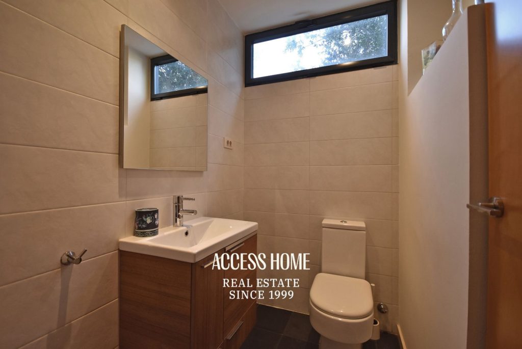 Exclusiva casa a la venta en Cabrils con piscina y vistas panorámicas
