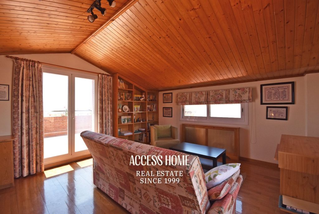 Exclusiva casa con piscina y terrazas con vistas a mar y montaña en El Masnou