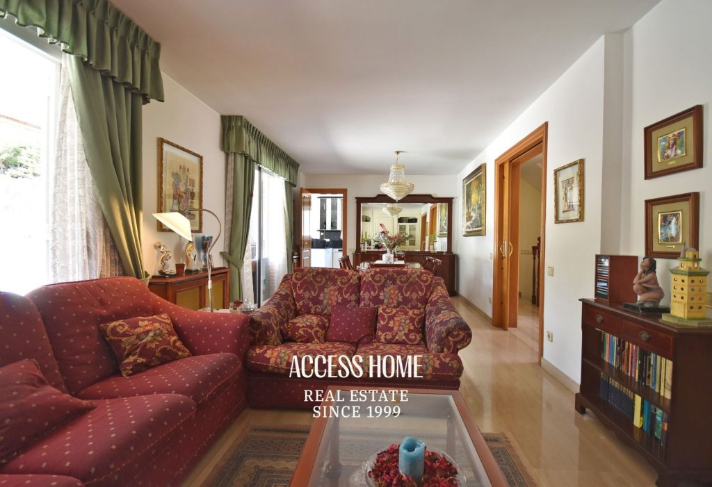 Exclusiva casa con piscina y terrazas con vistas a mar y montaña en El Masnou