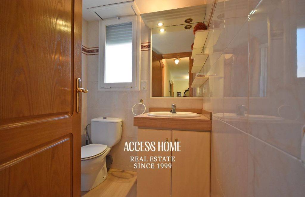 Exclusiva casa con piscina y terrazas con vistas a mar y montaña en El Masnou